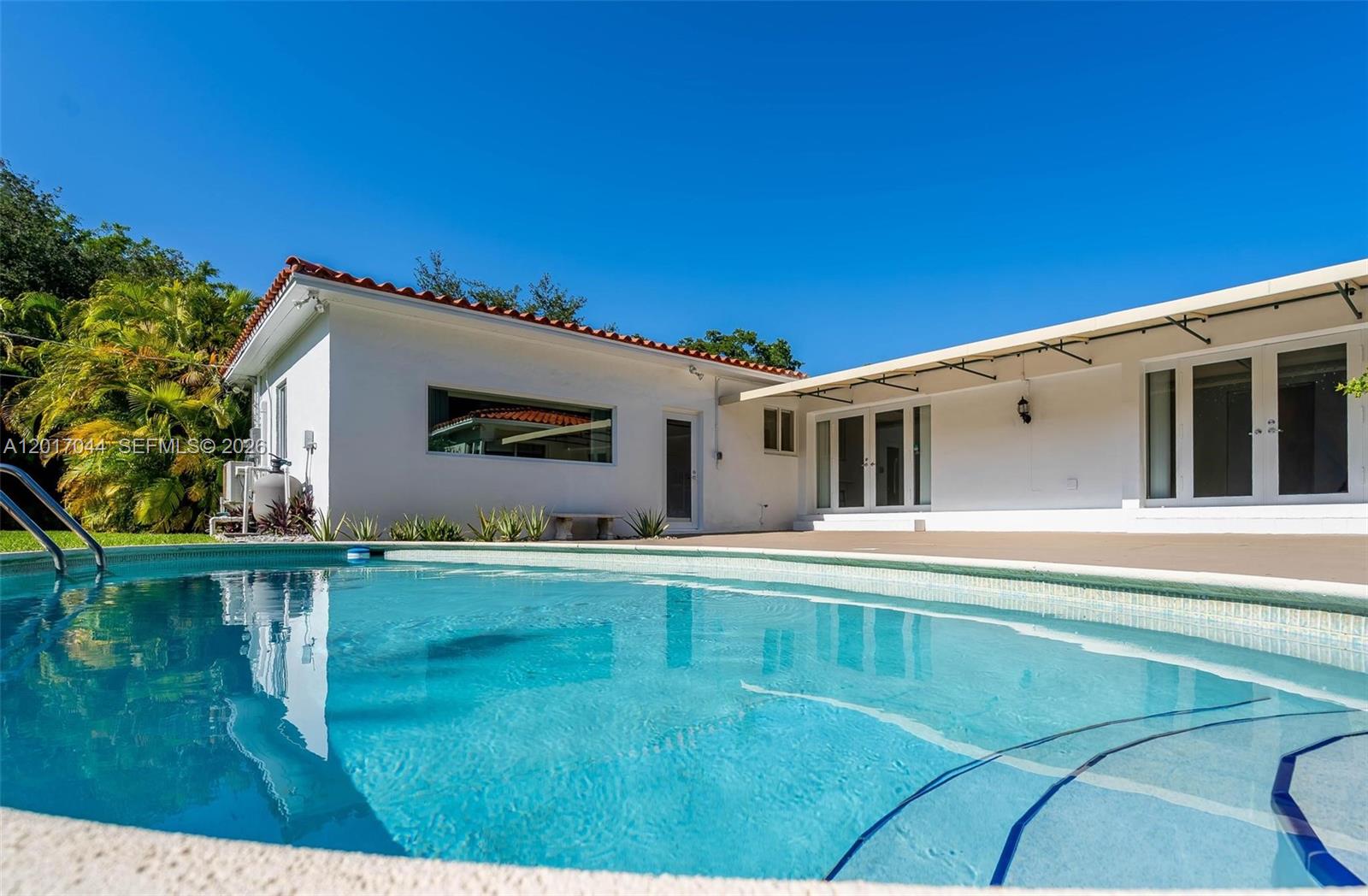 2900 Granada Blvd, Coral Gables FL 33134