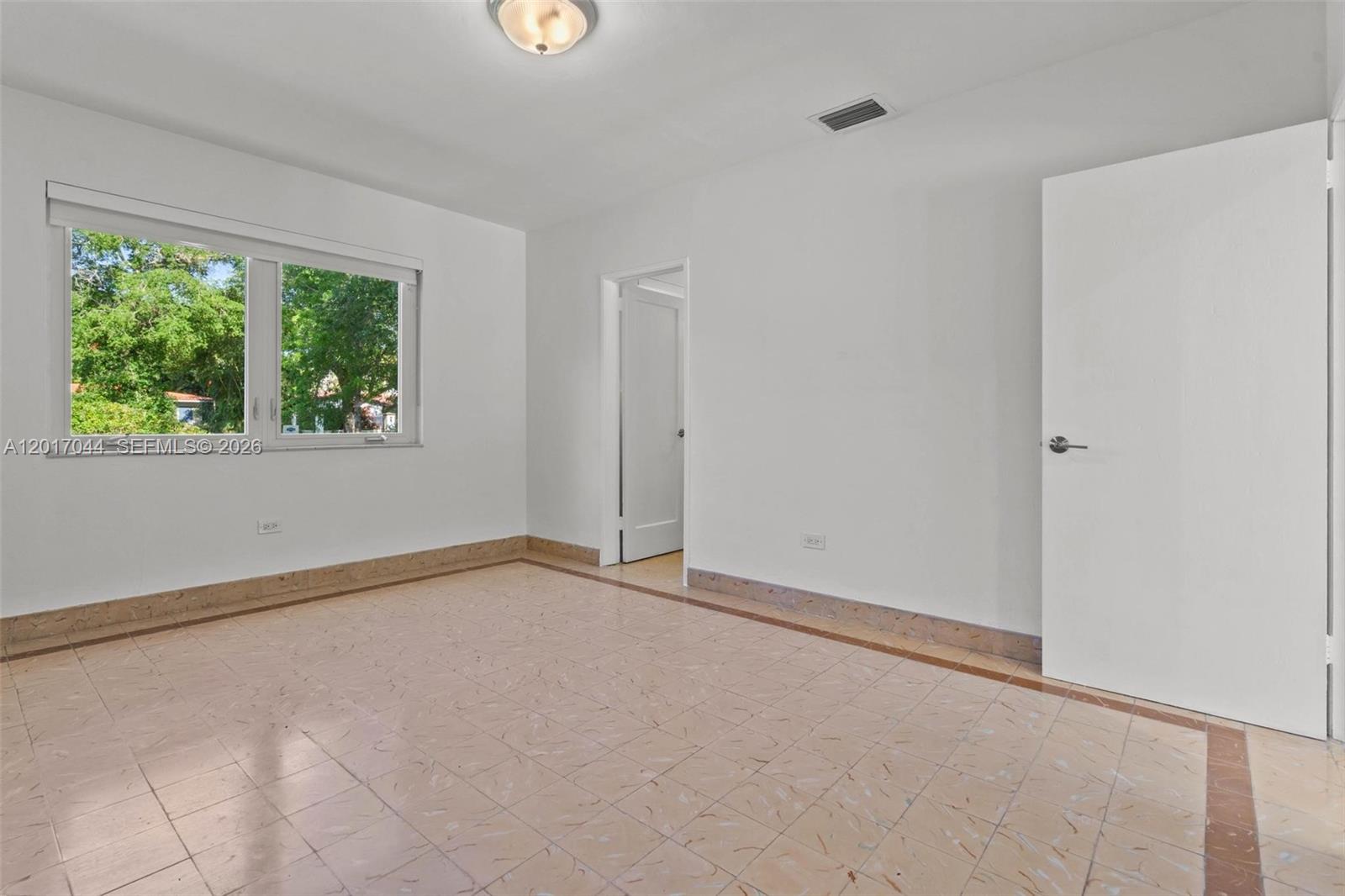 2900 Granada Blvd, Coral Gables FL 33134