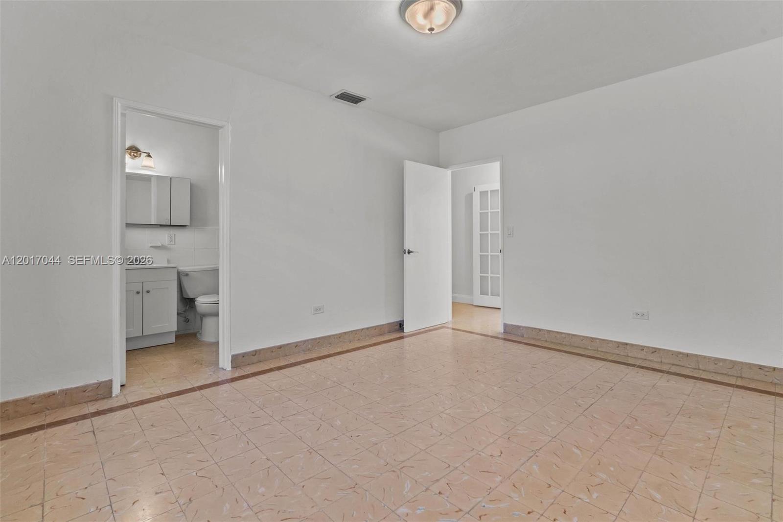 2900 Granada Blvd, Coral Gables FL 33134