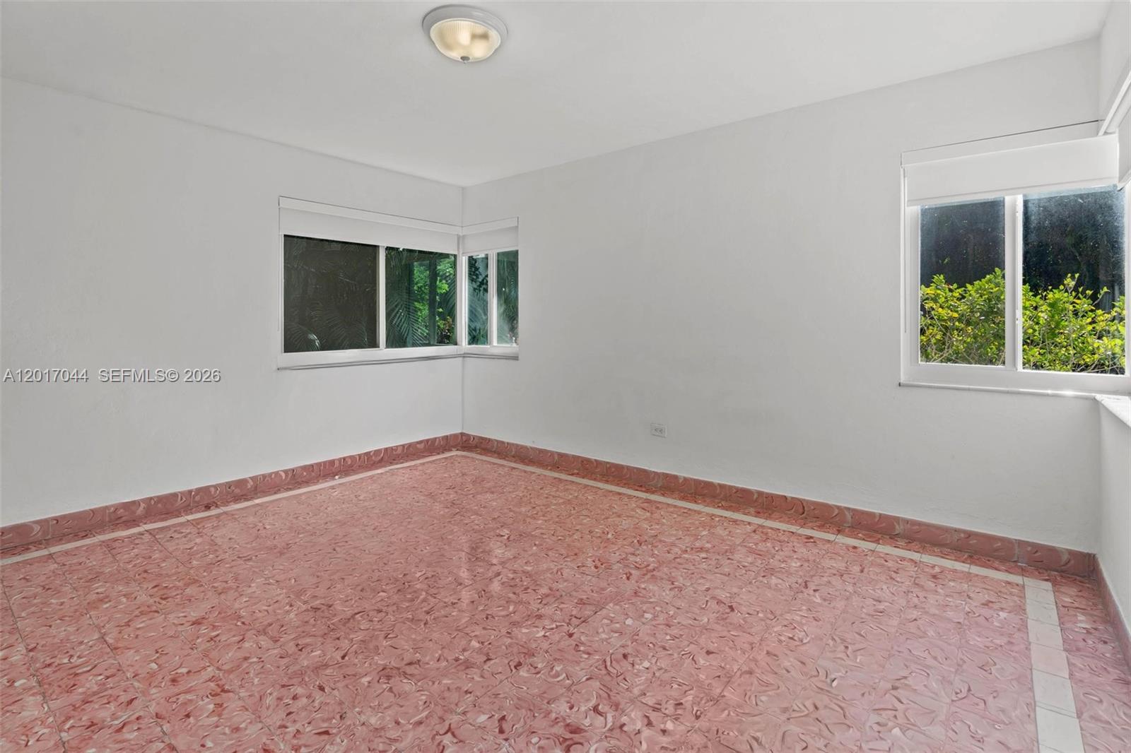 2900 Granada Blvd, Coral Gables FL 33134
