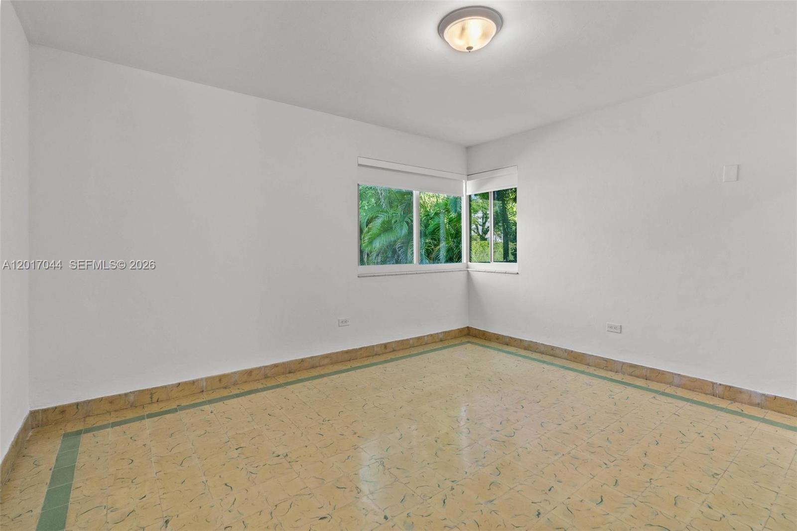 2900 Granada Blvd, Coral Gables FL 33134