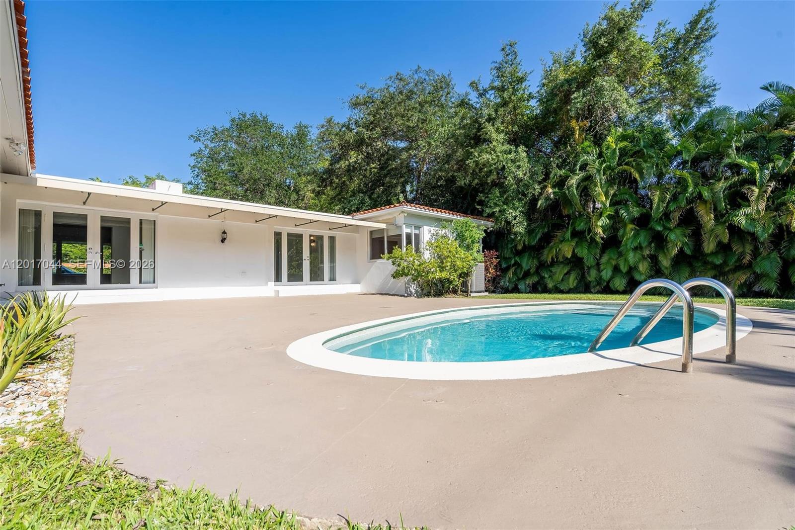 2900 Granada Blvd, Coral Gables FL 33134