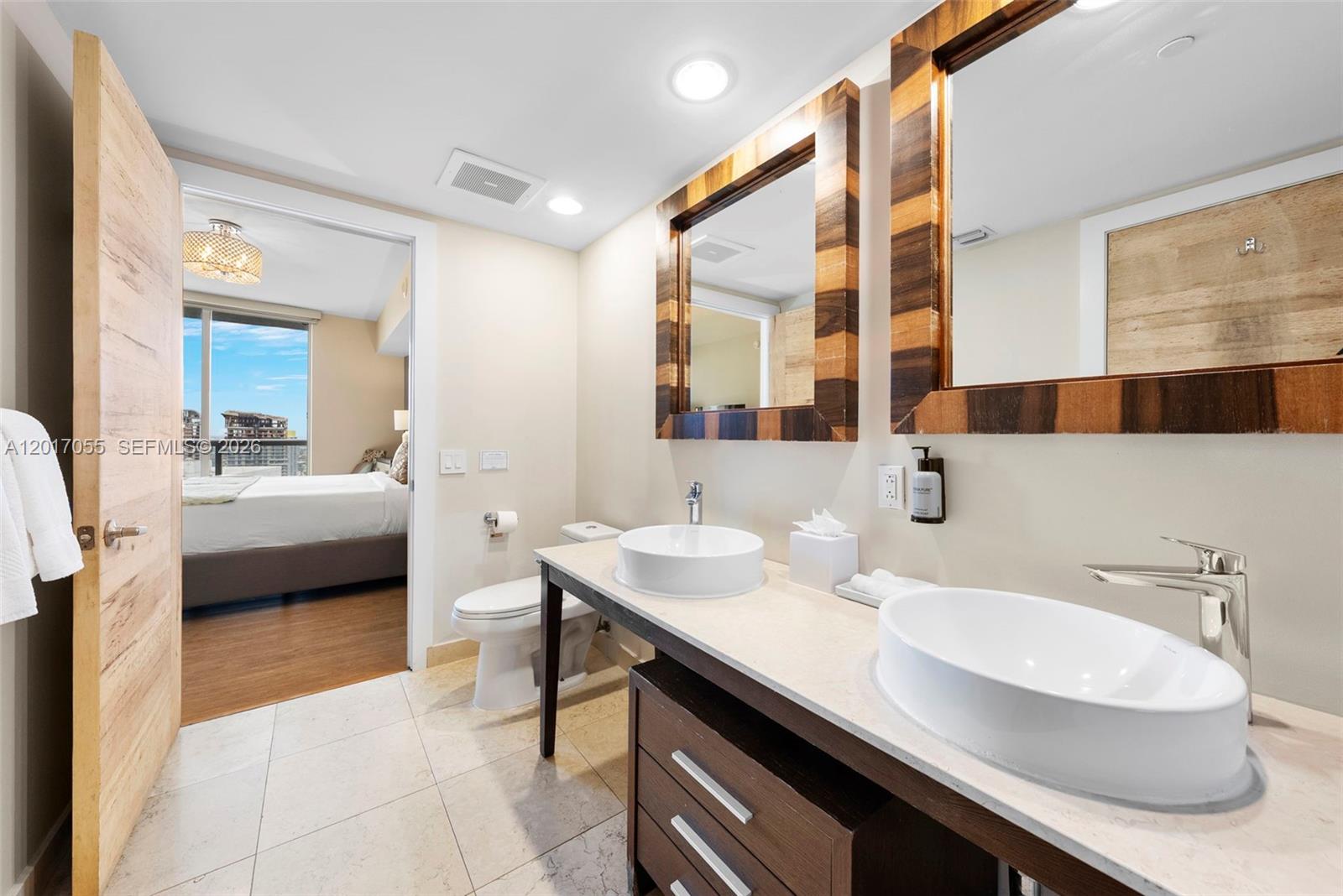 485 Brickell Ave #4606, Miami FL 33131