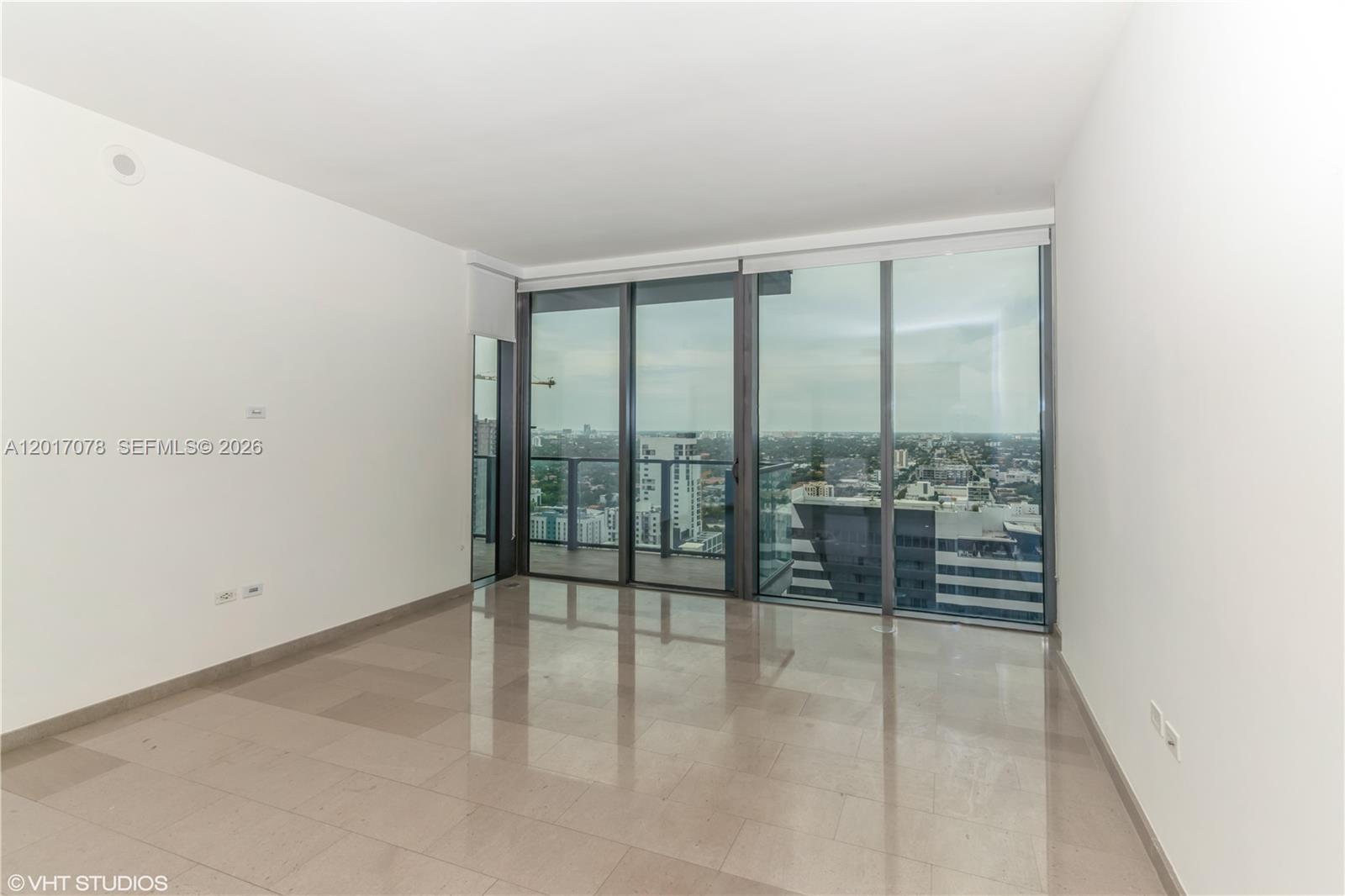 88 SW 7th St #2508, Miami FL 33130