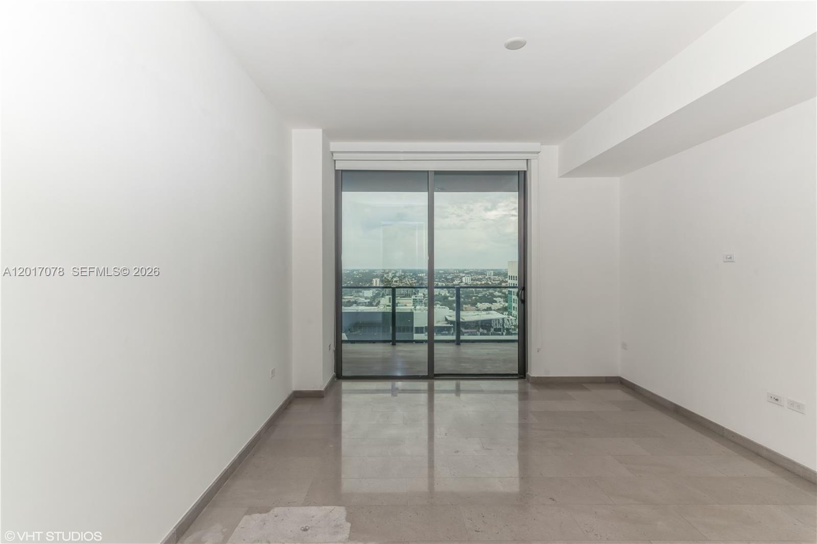 88 SW 7th St #2508, Miami FL 33130