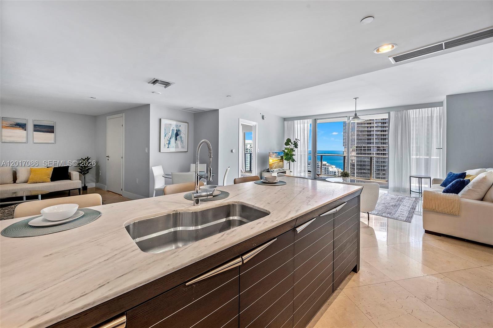 200 Biscayne Boulevard Way #4308, Miami FL 33131