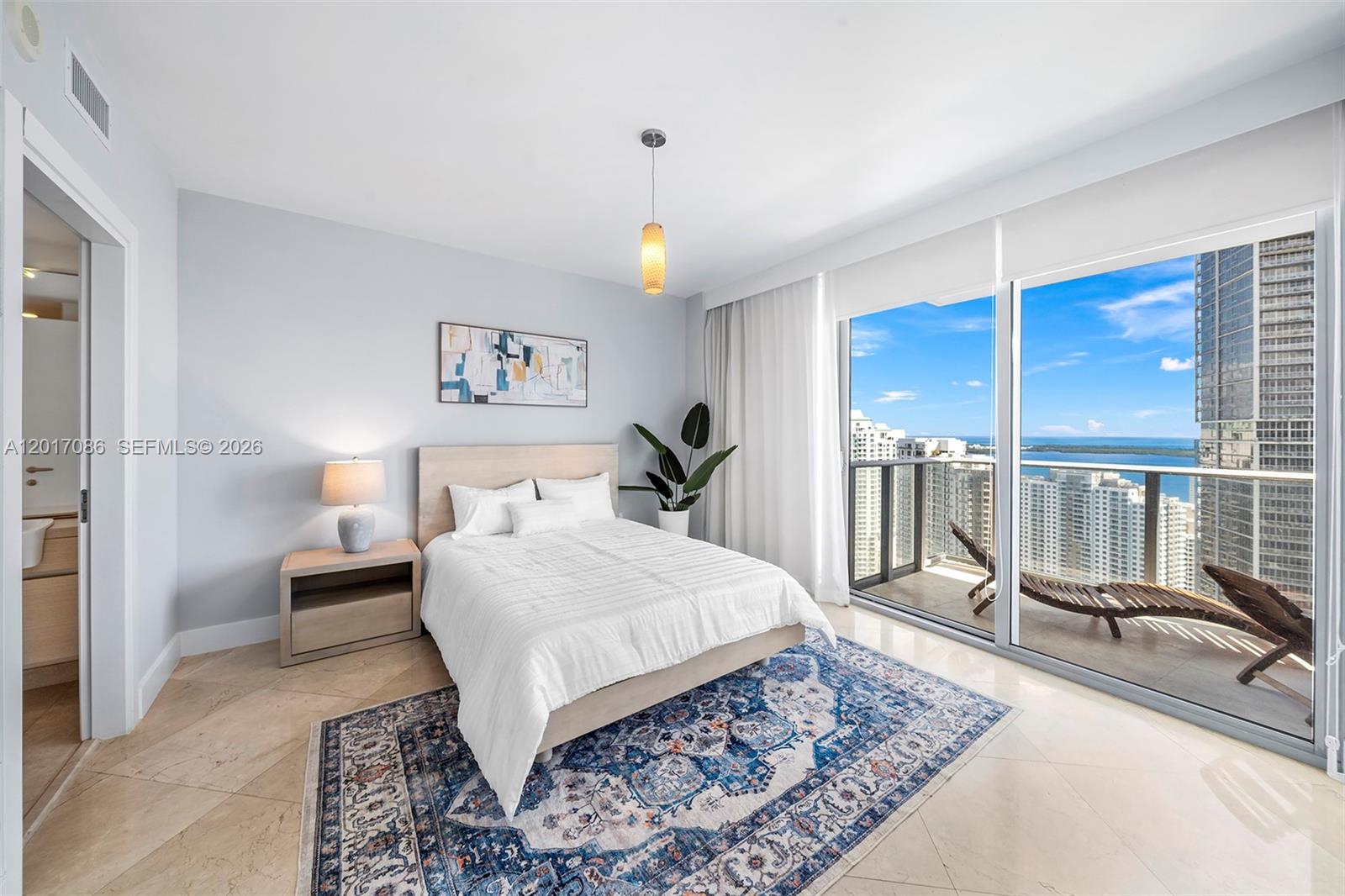 200 Biscayne Boulevard Way #4308, Miami FL 33131