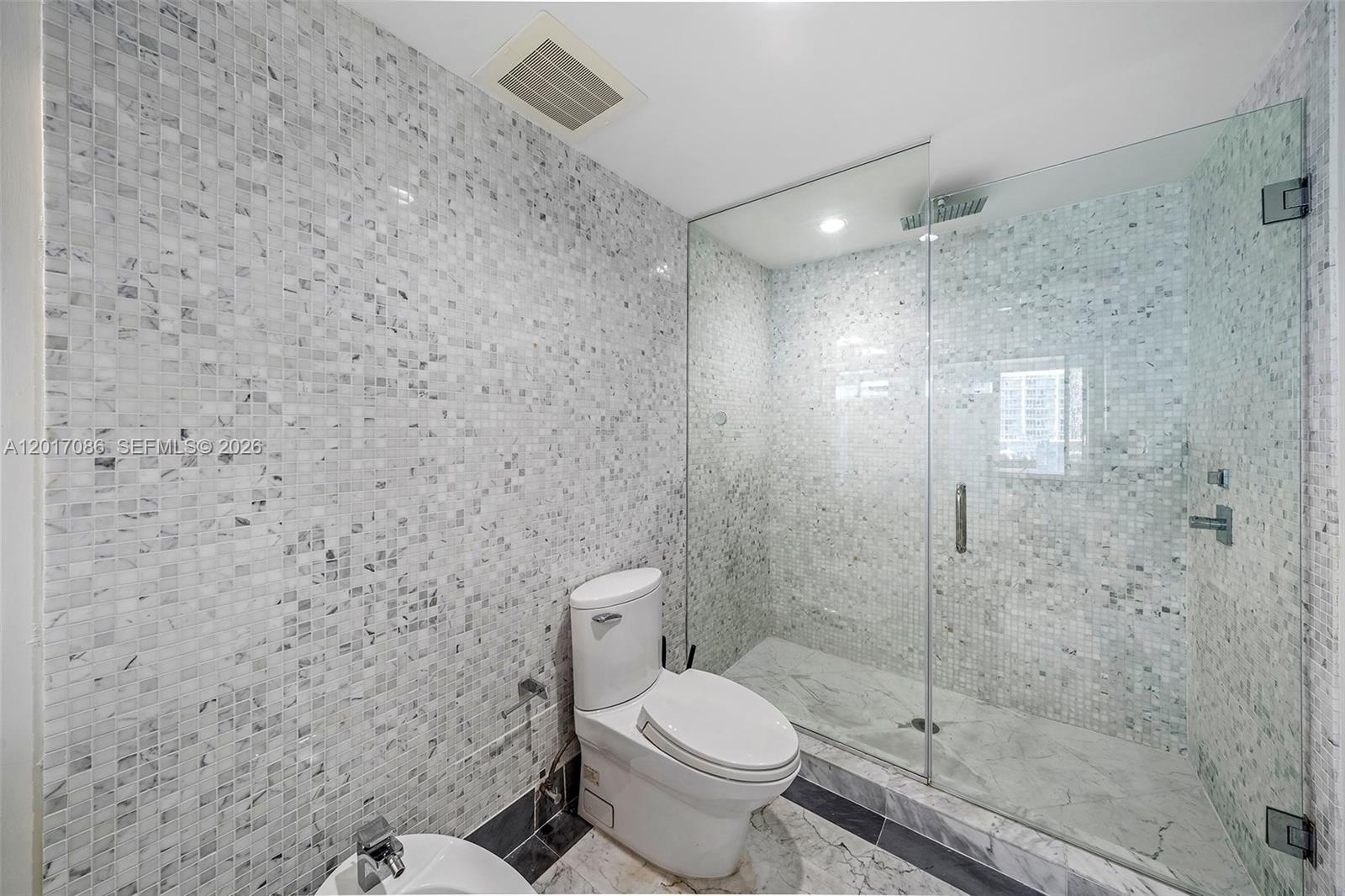 200 Biscayne Boulevard Way #4308, Miami FL 33131