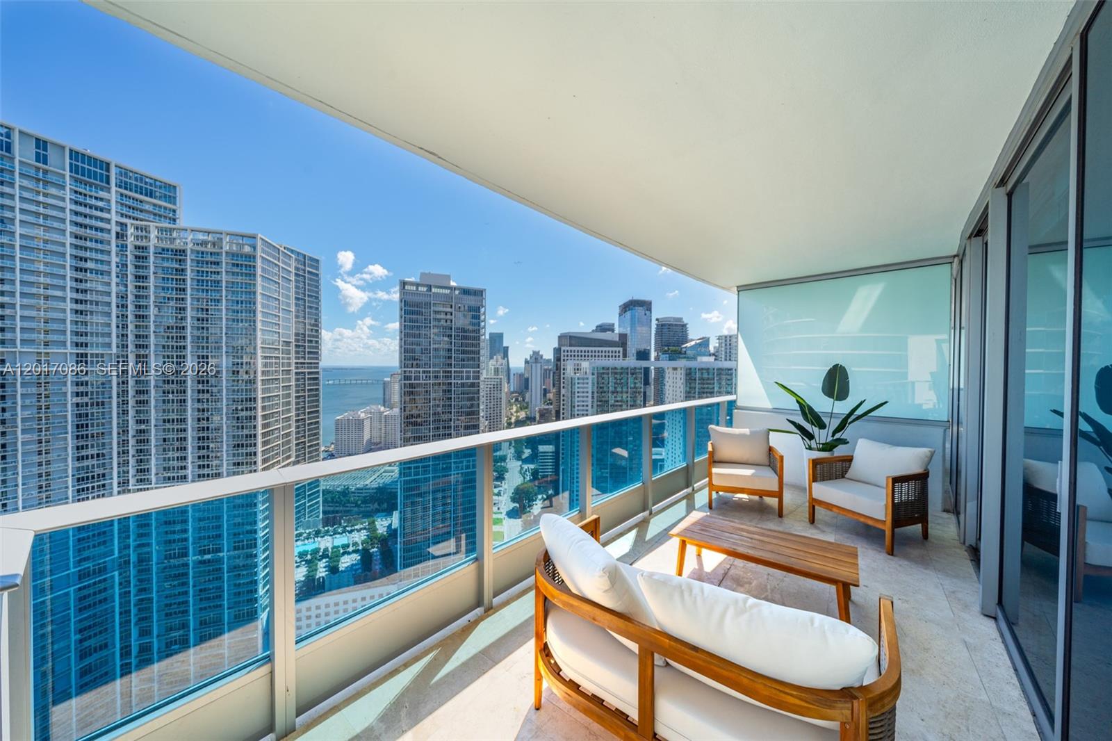 200 Biscayne Boulevard Way #4308, Miami FL 33131