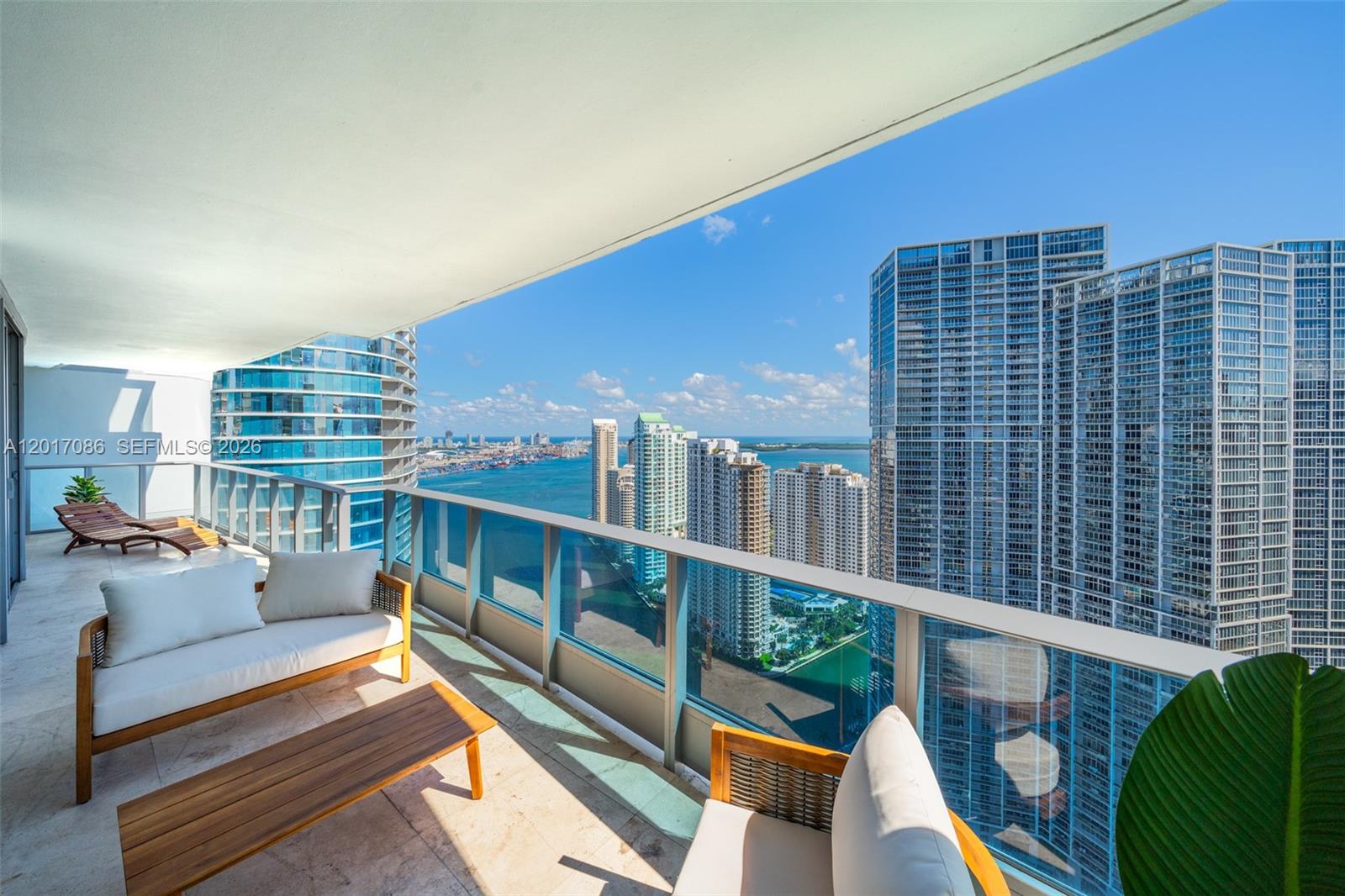 200 Biscayne Boulevard Way #4308, Miami FL 33131