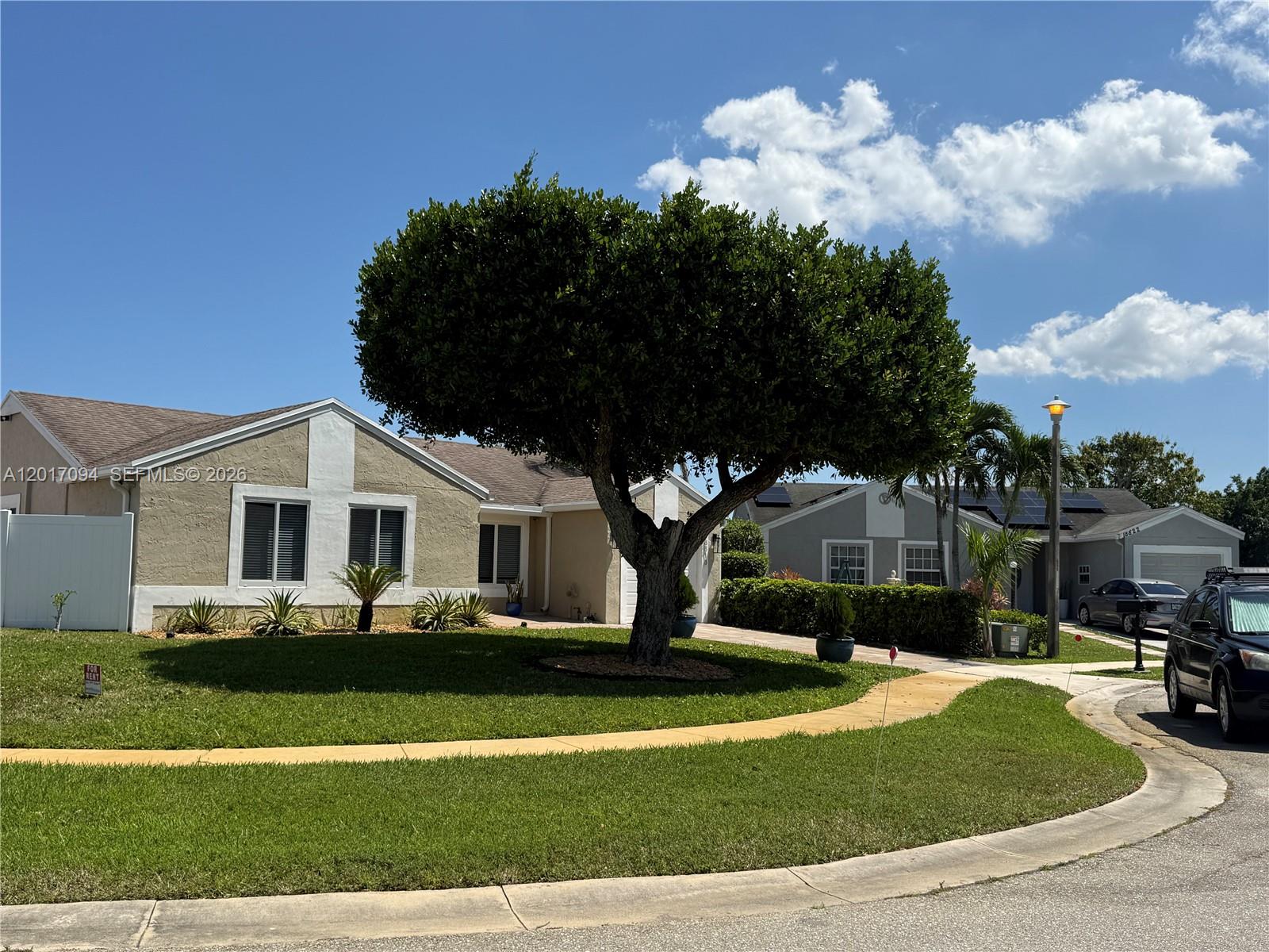 18818 Cloud Lake Cir, Boca Raton FL 33496