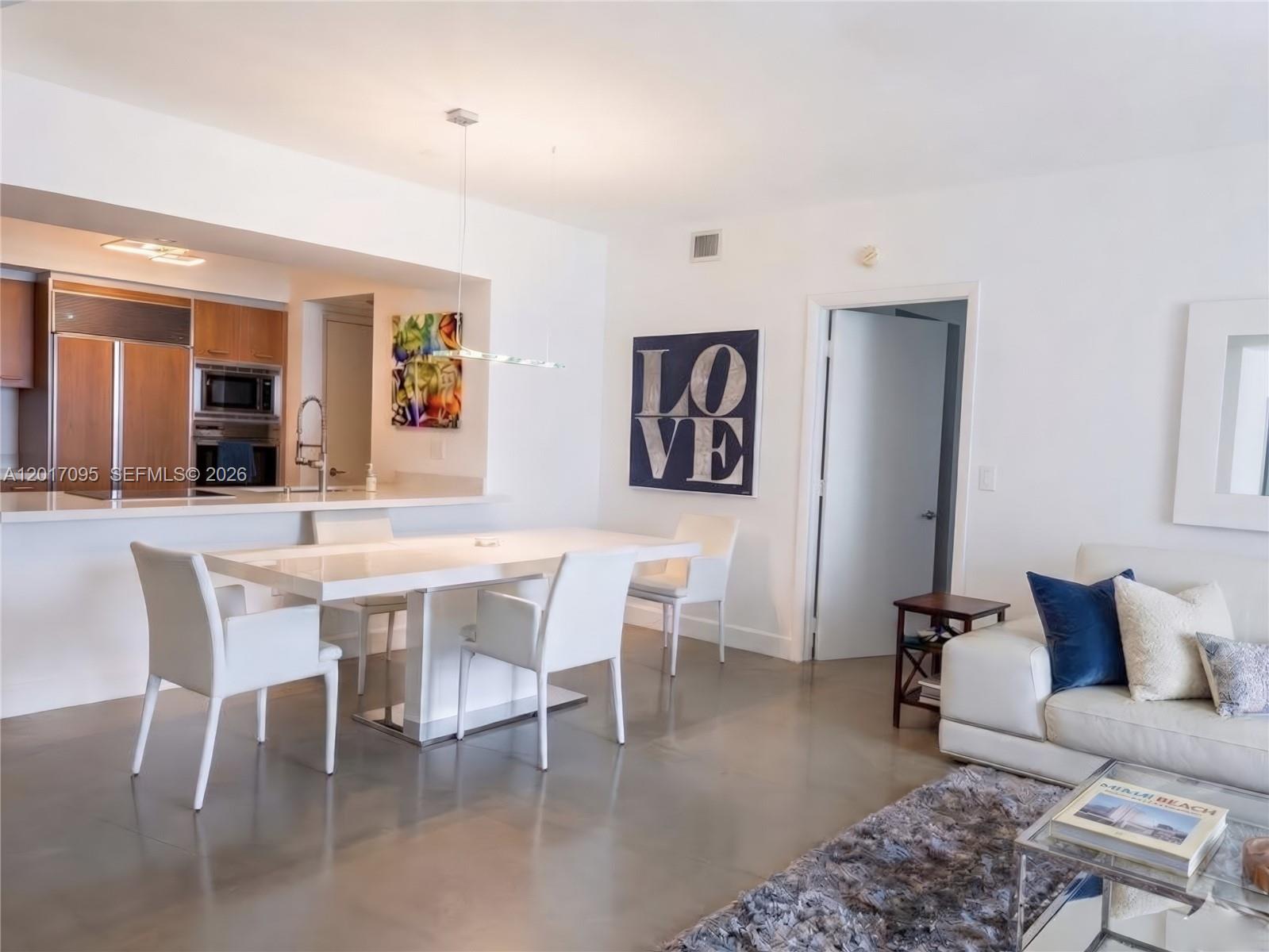 400 Alton Rd #1709, Miami Beach FL 33139