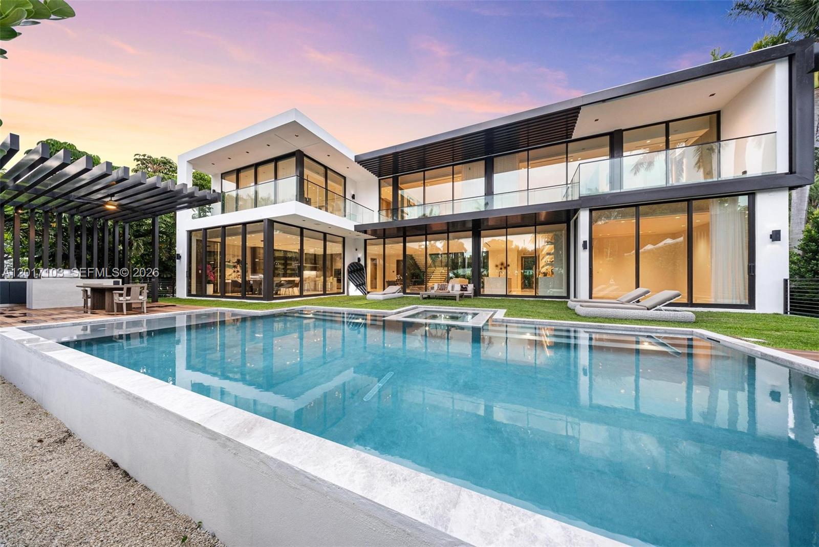 2520 Shelter Ave, Miami Beach FL 33140
