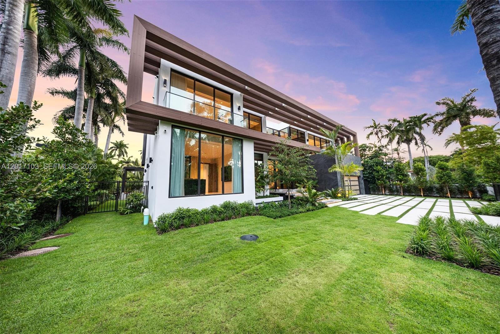 2520 Shelter Ave, Miami Beach FL 33140