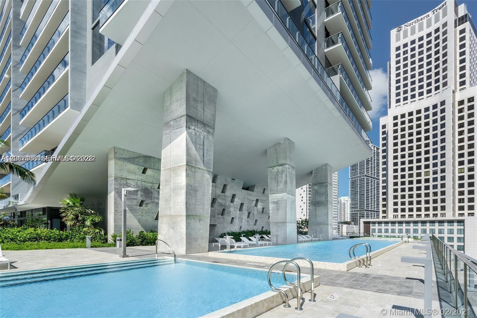 68 SE 6th St #2510, Miami FL 33131