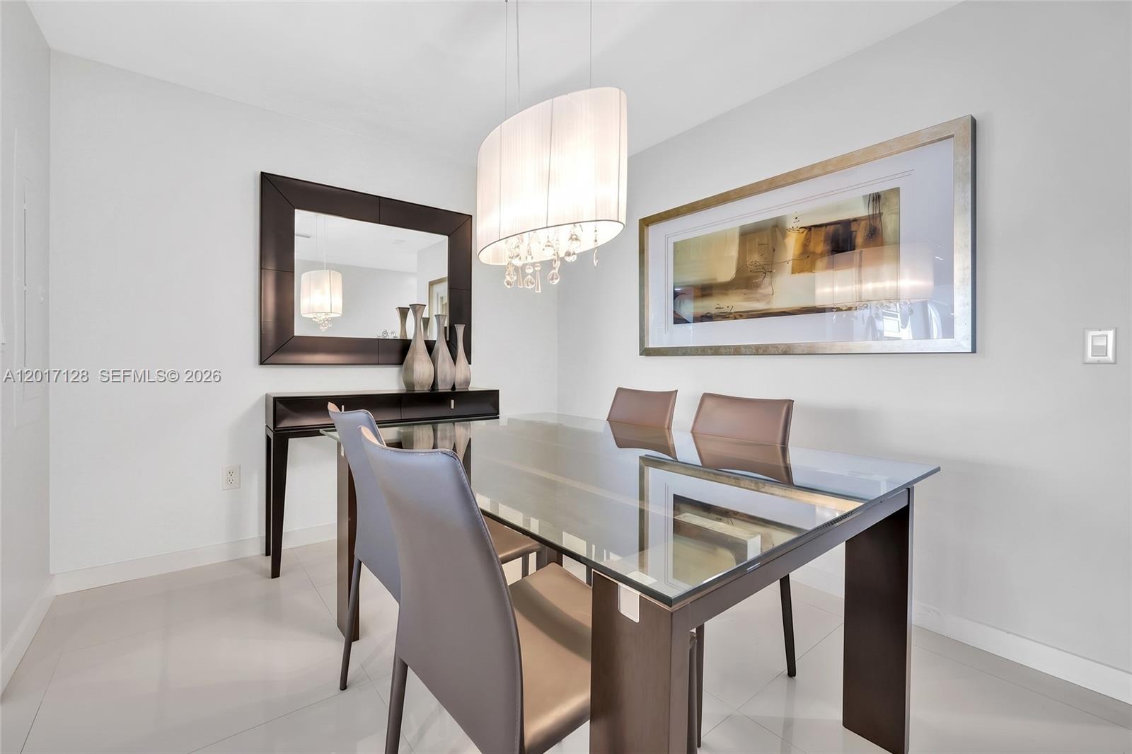 2950 NE 188th St #403, Aventura FL 33180