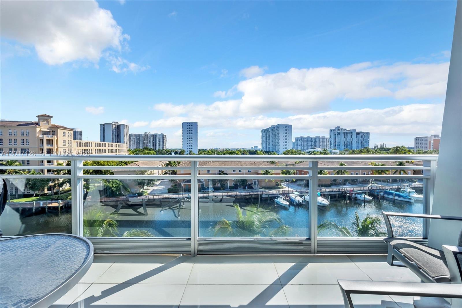2950 NE 188th St #403, Aventura FL 33180