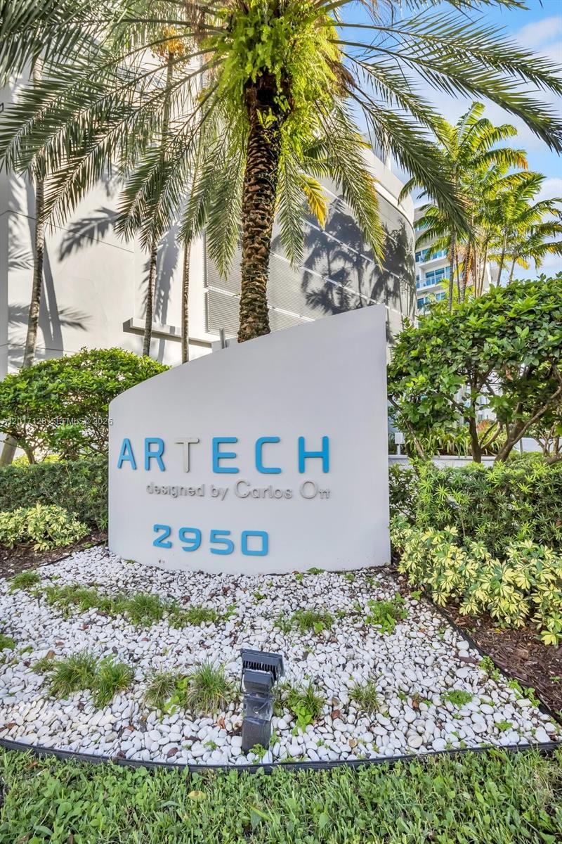 2950 NE 188th St #403, Aventura FL 33180