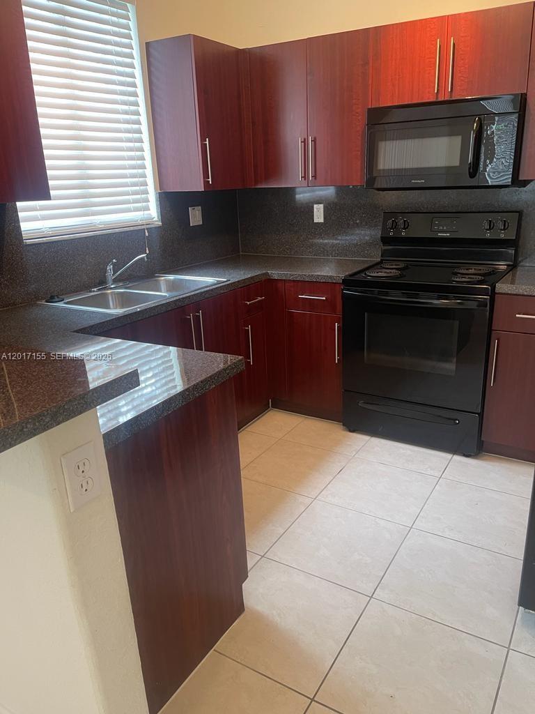 1021 SE 23rd Ave #1, Homestead FL 33035