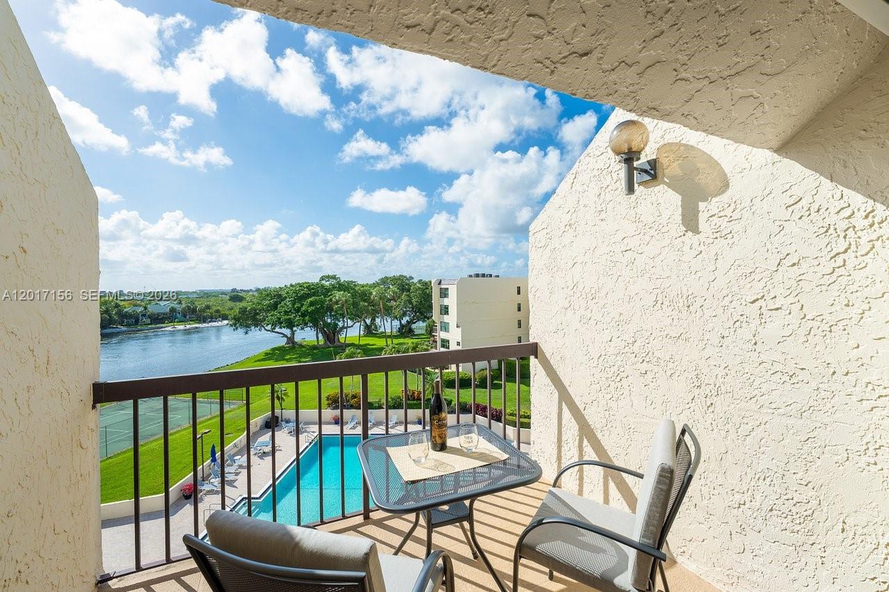 364 Golfview Rd #505, North Palm Beach FL 33408