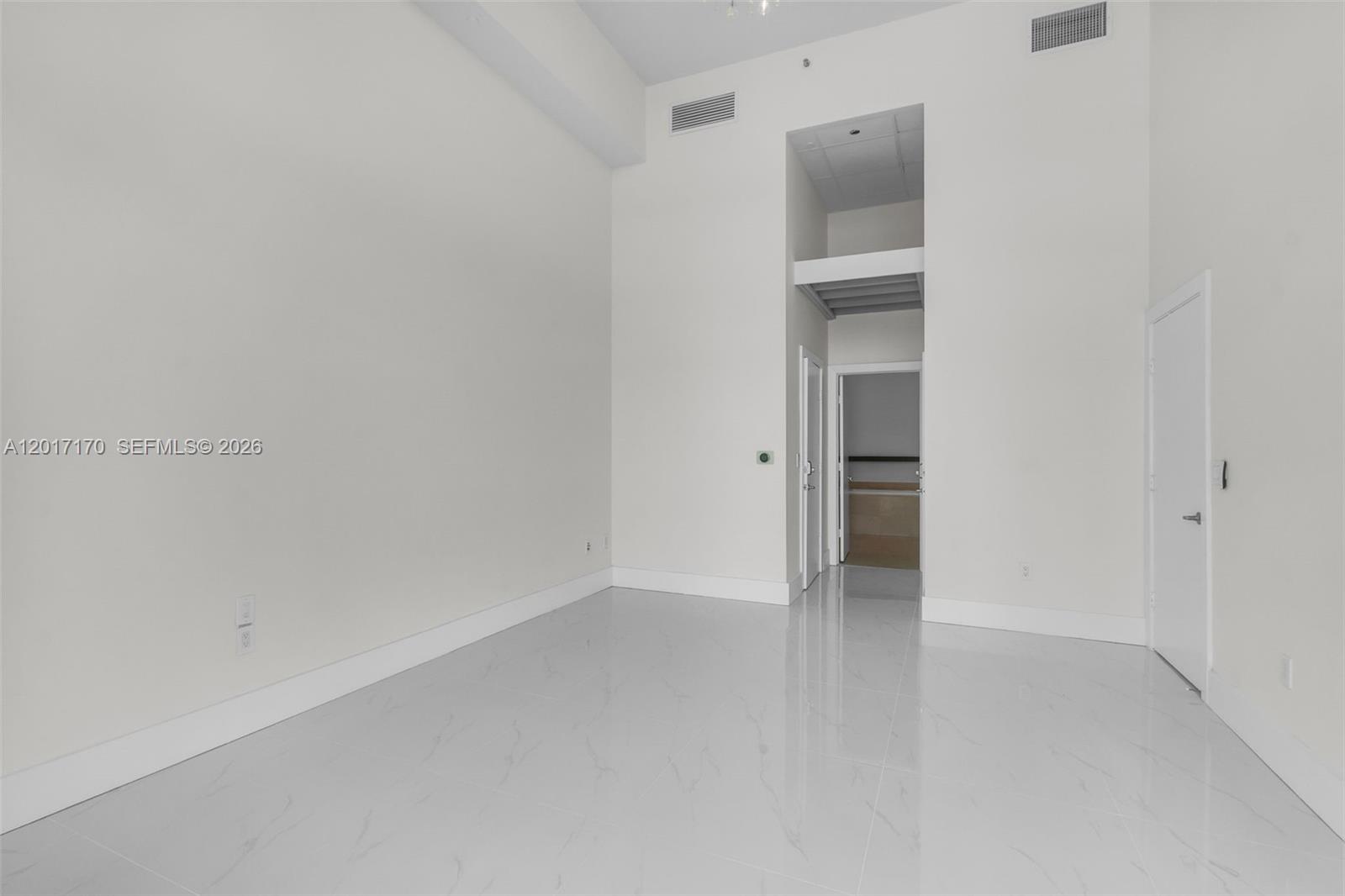 495 Brickell Ave #1501, Miami FL 33131