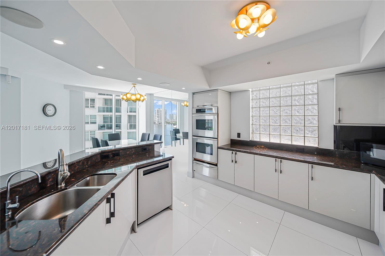 3301 NE 183rd St #1209, Aventura FL 33160