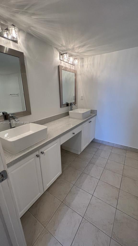 509 E Sheridan St #408, Dania Beach FL 33004