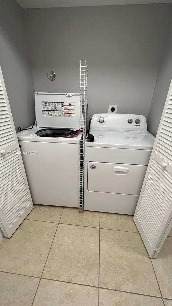 509 E Sheridan St #408, Dania Beach FL 33004