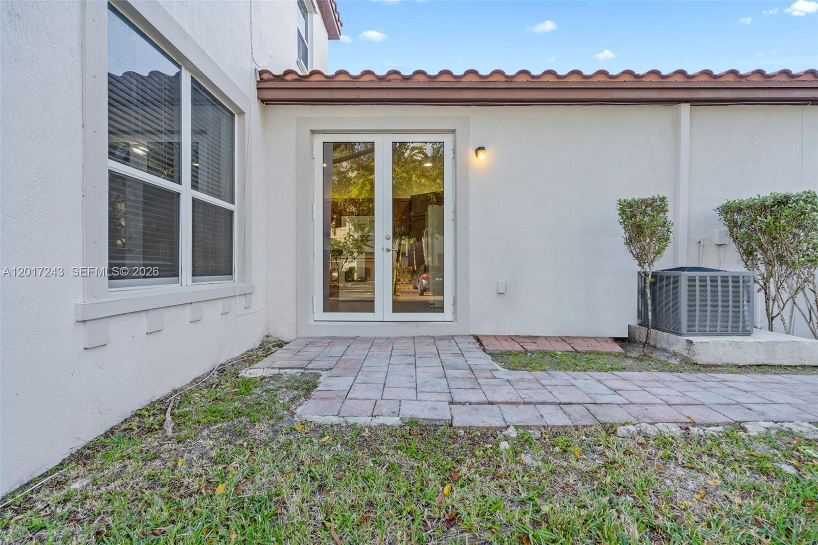 9243 SW 170th Ave, Miami FL 33196