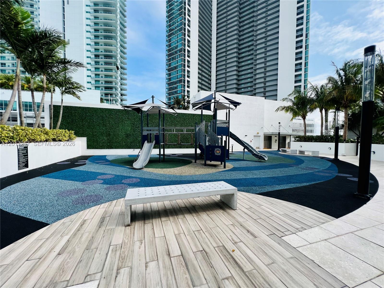 851 NE 1st Av #2808, Miami FL 33132
