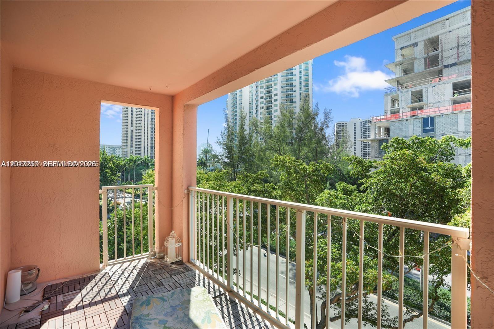 19555 E Country Club Dr #8502, Aventura FL 33180