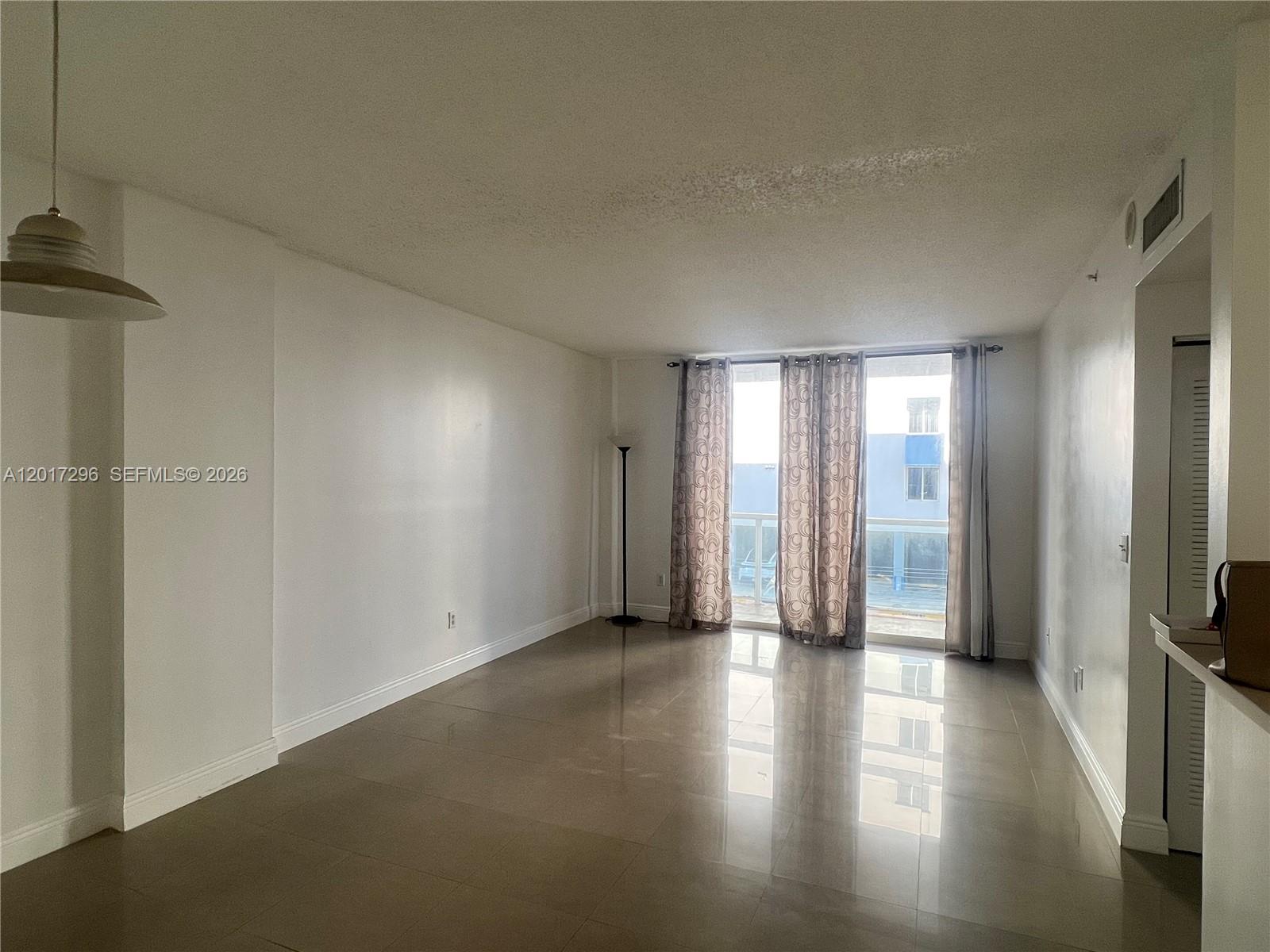 5091 NW 7th St #706, Miami FL 33126