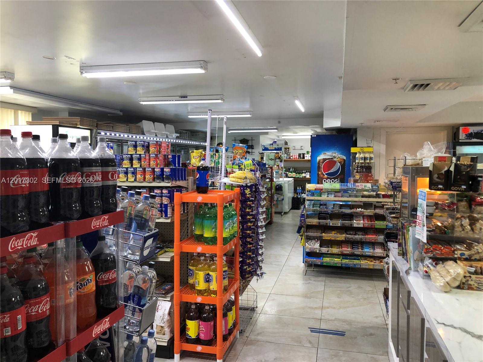 5085 NW 7th St #TS10, Miami FL 33126