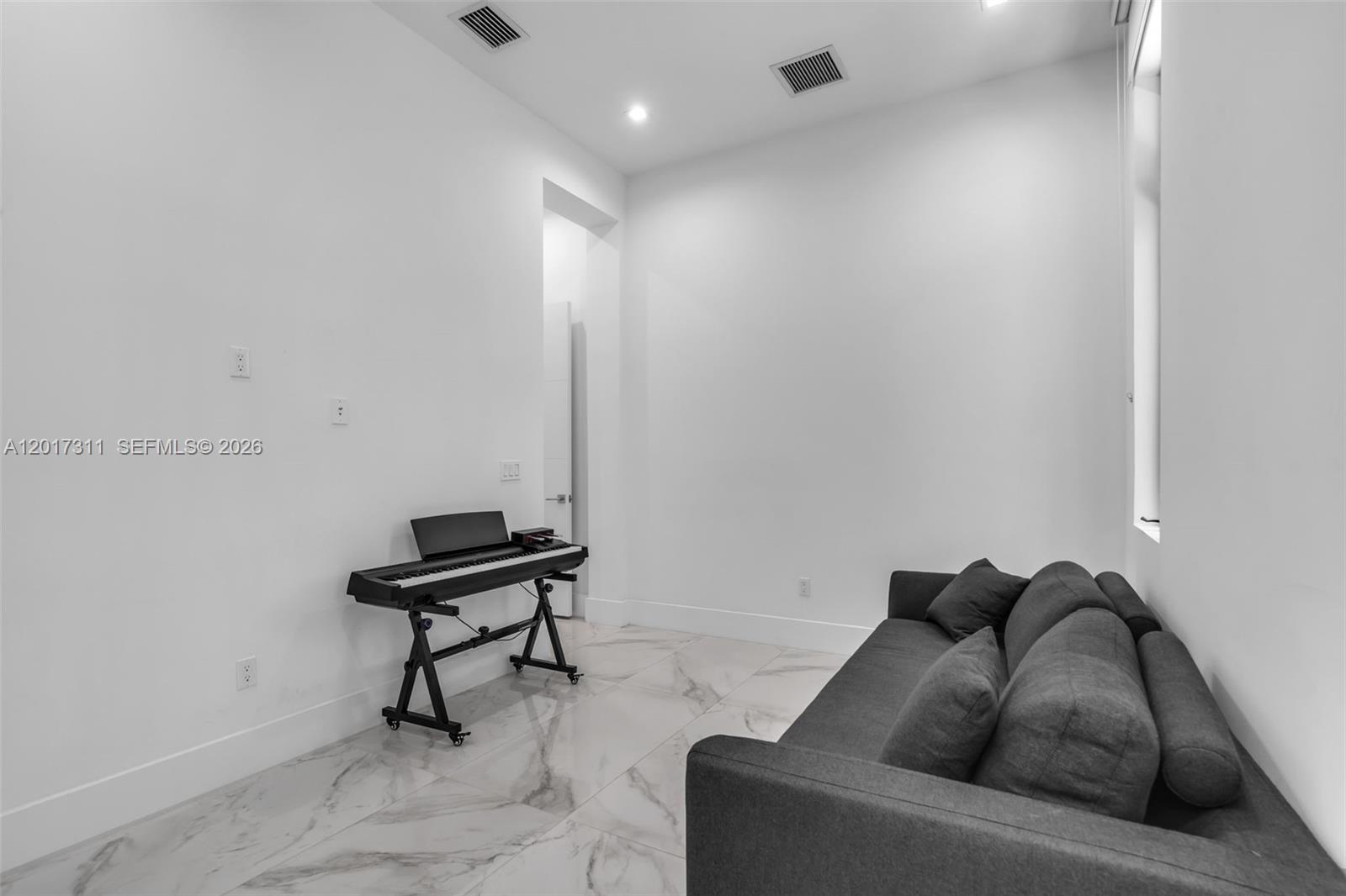 1010 Genoa St, Coral Gables FL 33134