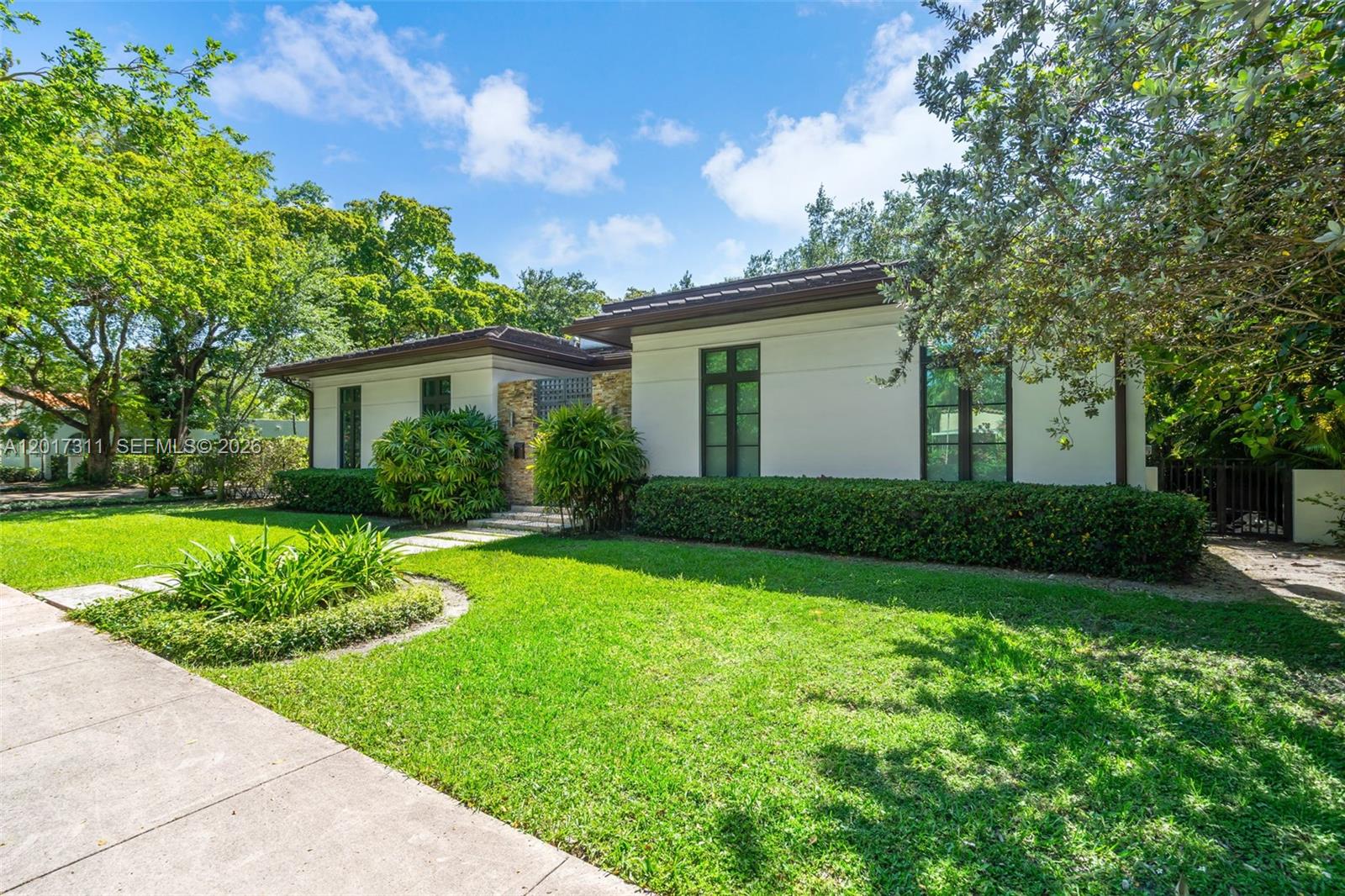 1010 Genoa St, Coral Gables FL 33134