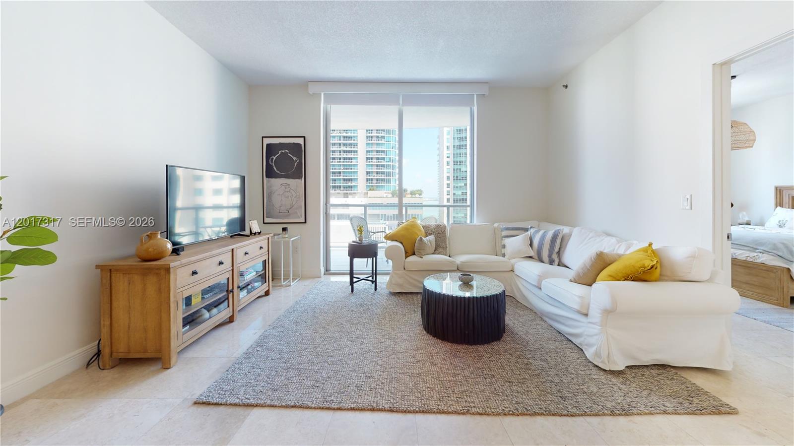1060 Brickell Ave #1805, Miami FL 33131