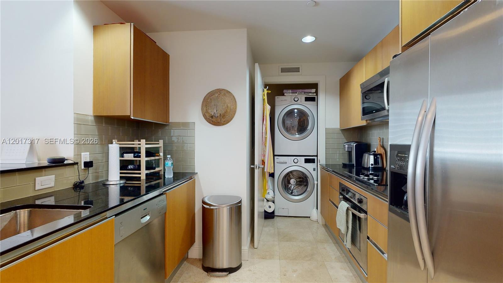 1060 Brickell Ave #1805, Miami FL 33131
