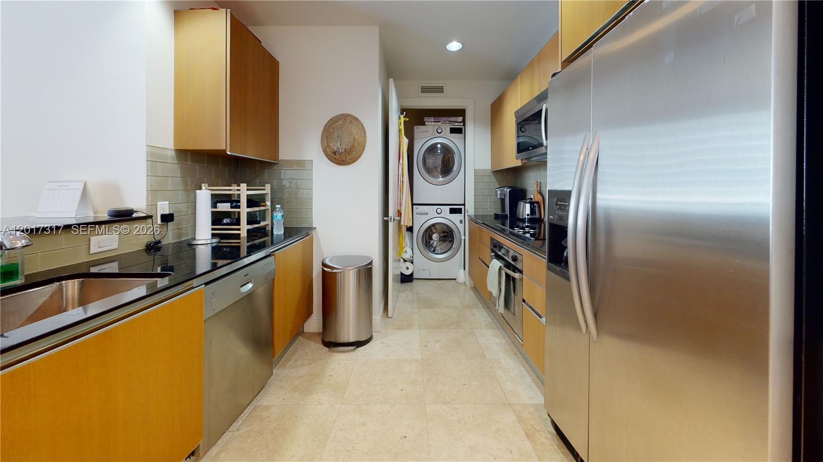 1060 Brickell Ave #1805, Miami FL 33131