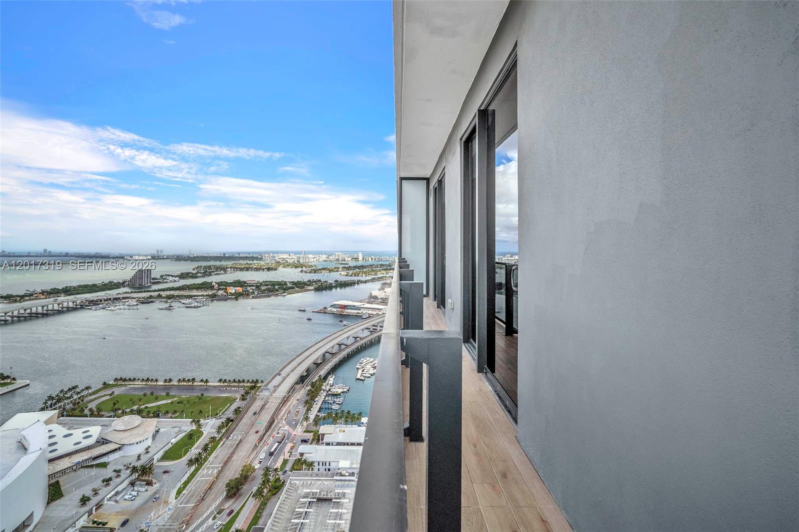 398 NE 5th St #4701, Miami FL 33132