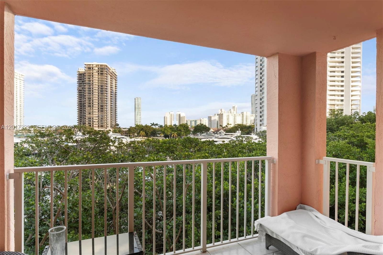 19655 E Country Club Dr #6304, Aventura FL 33180