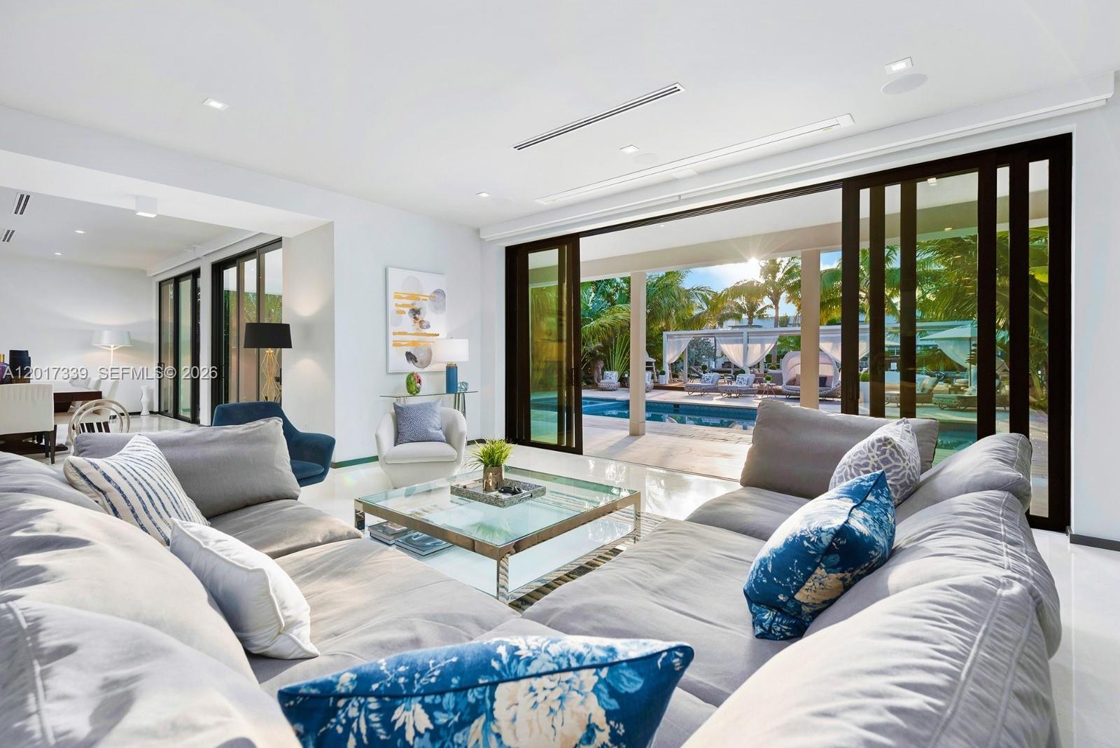 3734 Chase Ave, Miami Beach FL 33140