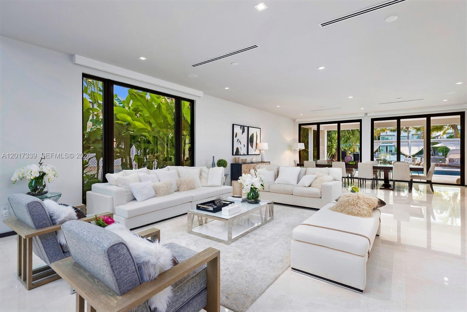 3734 Chase Ave, Miami Beach FL 33140