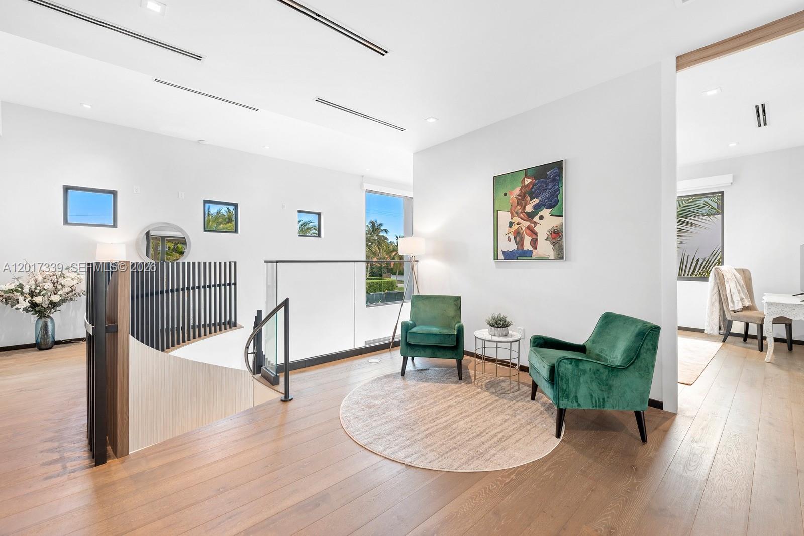3734 Chase Ave, Miami Beach FL 33140