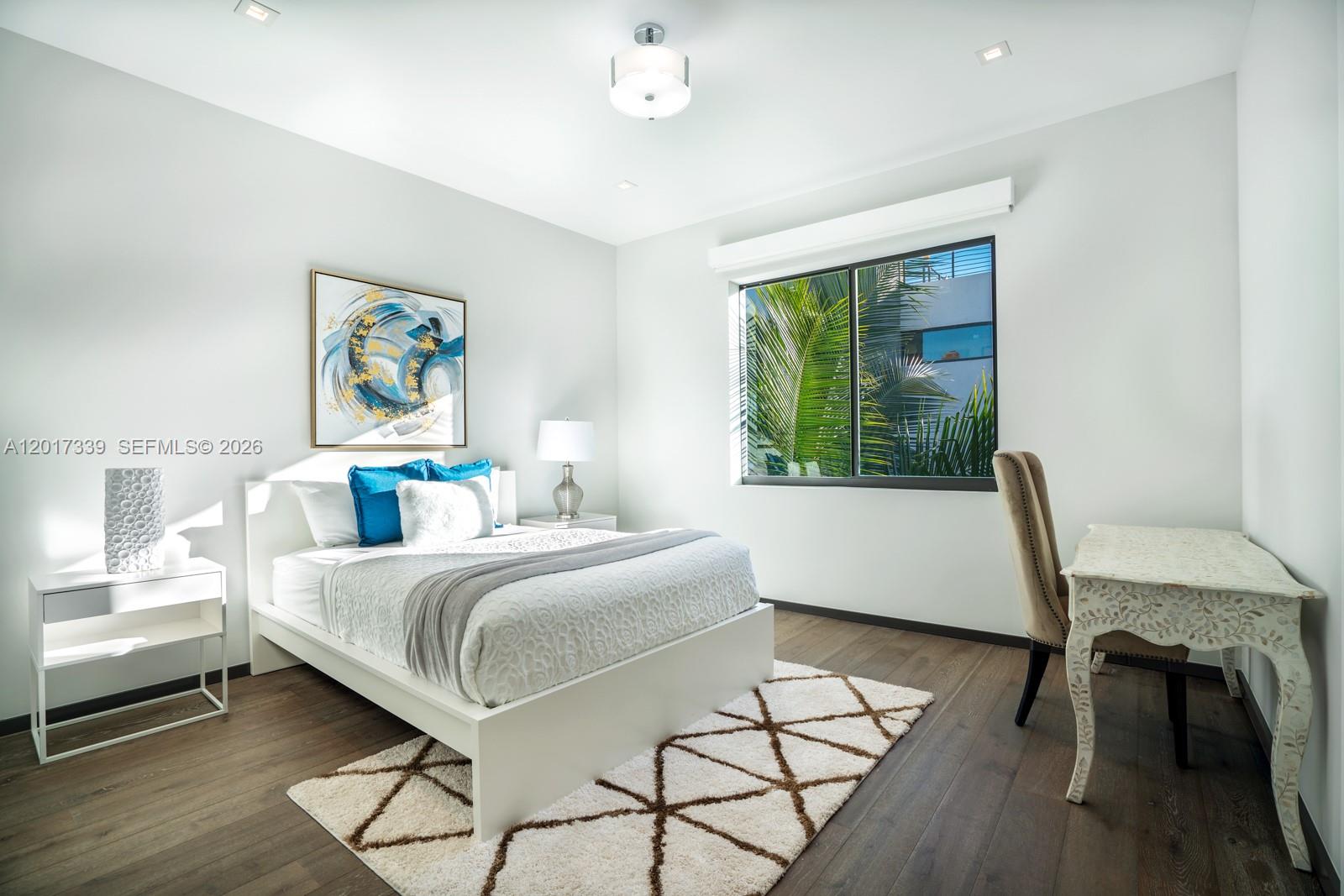 3734 Chase Ave, Miami Beach FL 33140