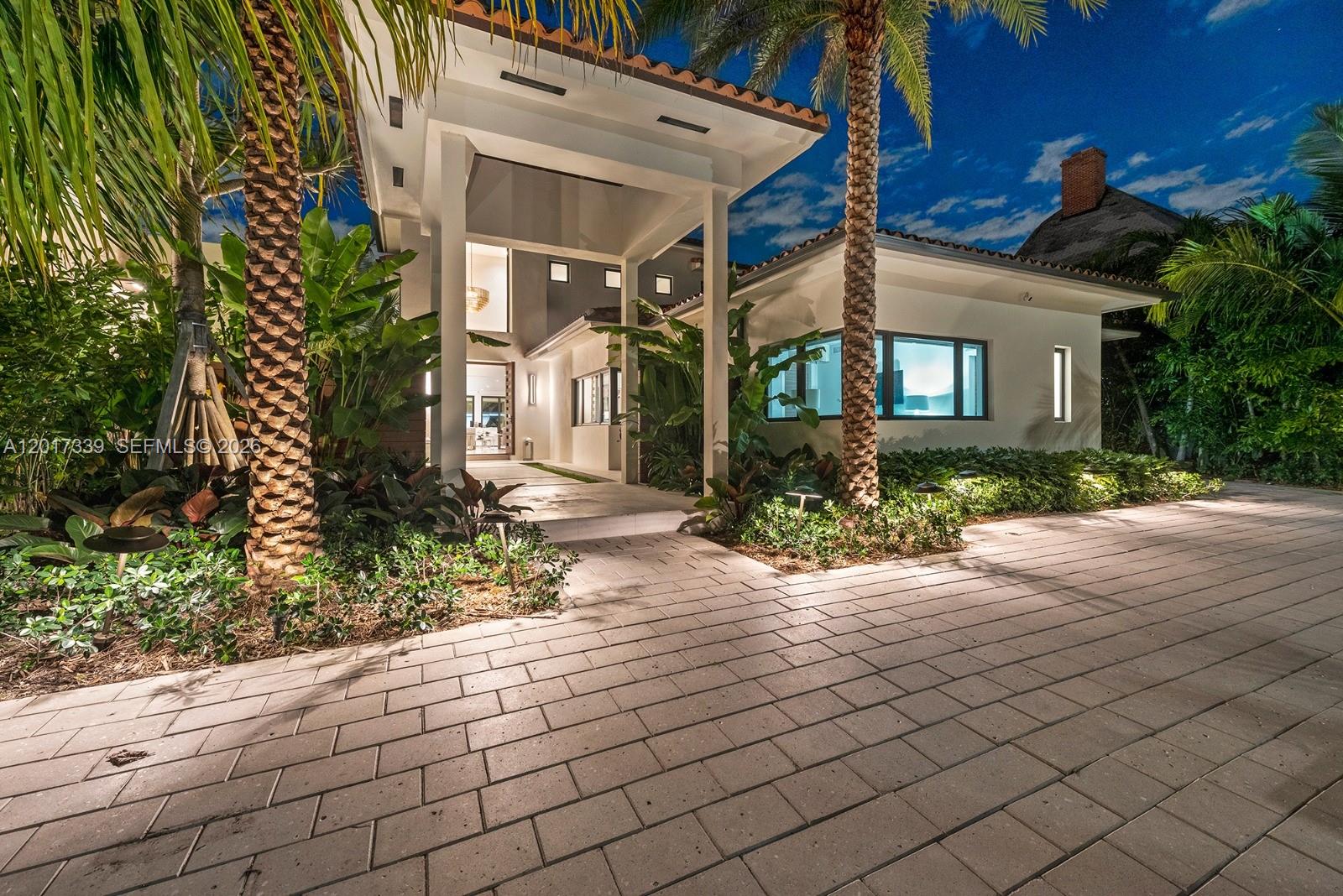 3734 Chase Ave, Miami Beach FL 33140