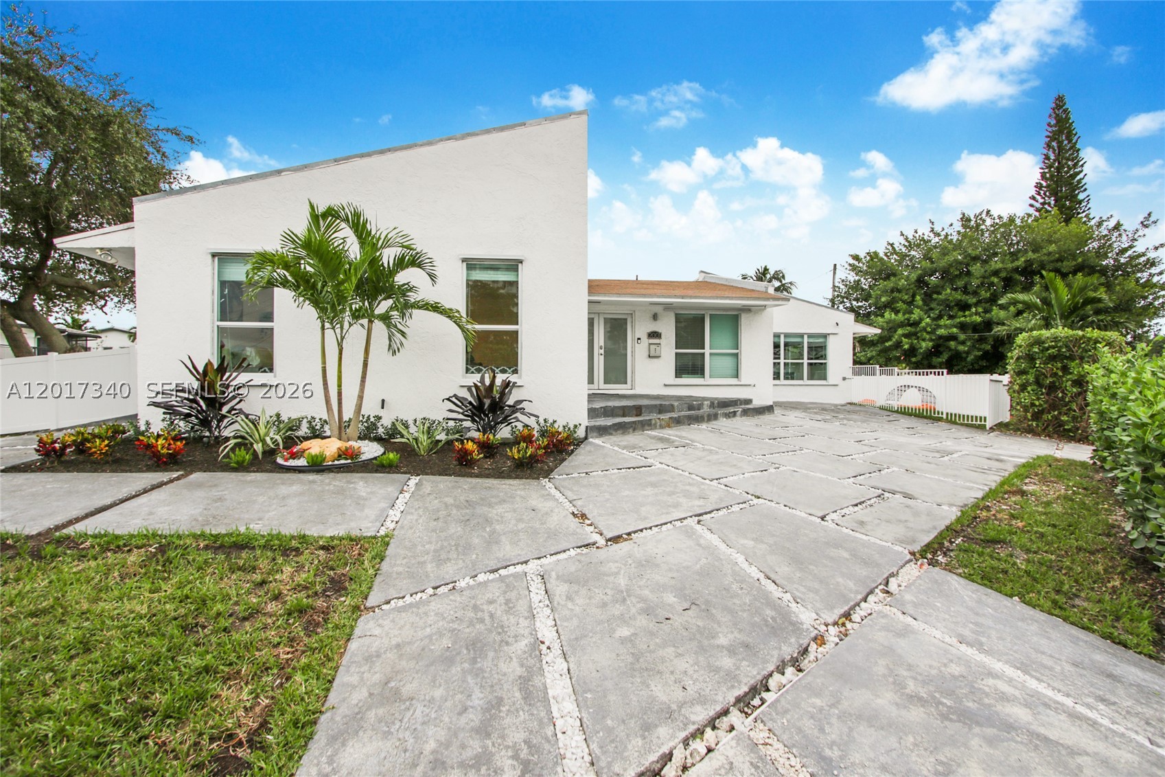 2001 NE 122nd Rd, North Miami FL 33181