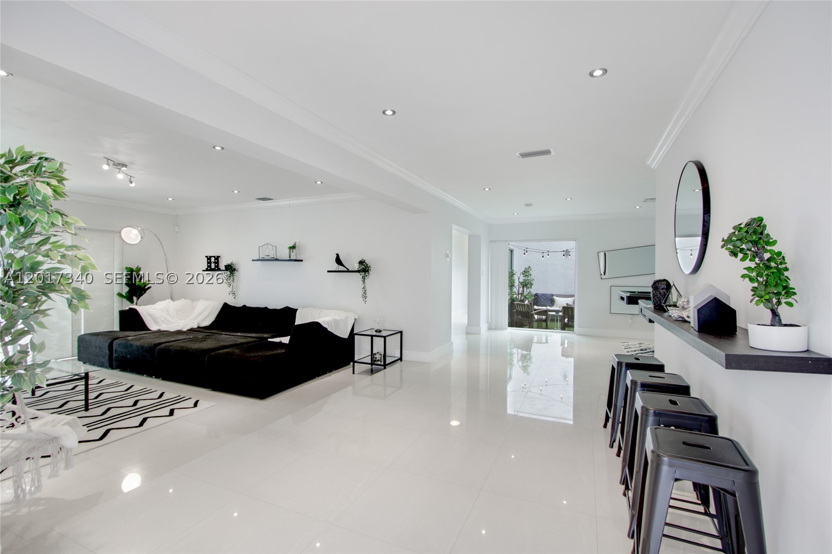 2001 NE 122nd Rd, North Miami FL 33181
