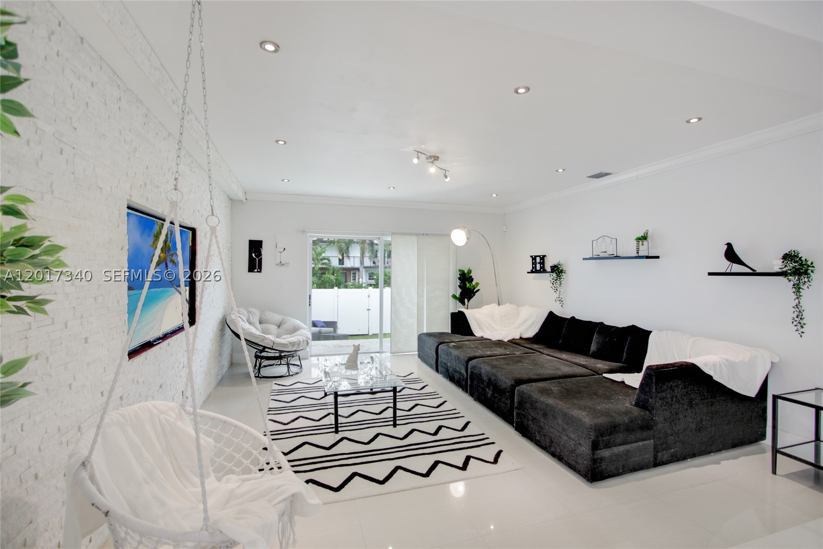 2001 NE 122nd Rd, North Miami FL 33181