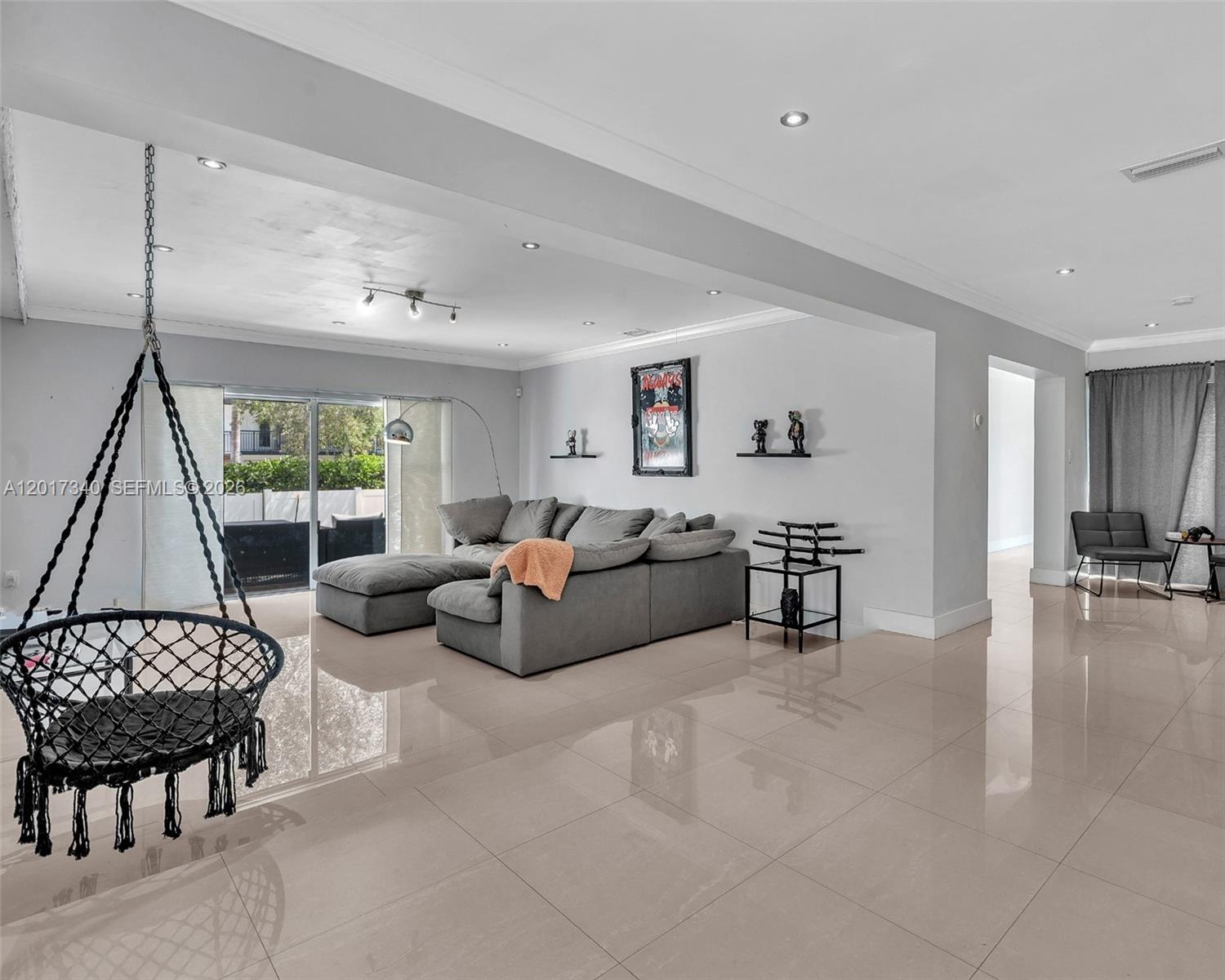 2001 NE 122nd Rd, North Miami FL 33181