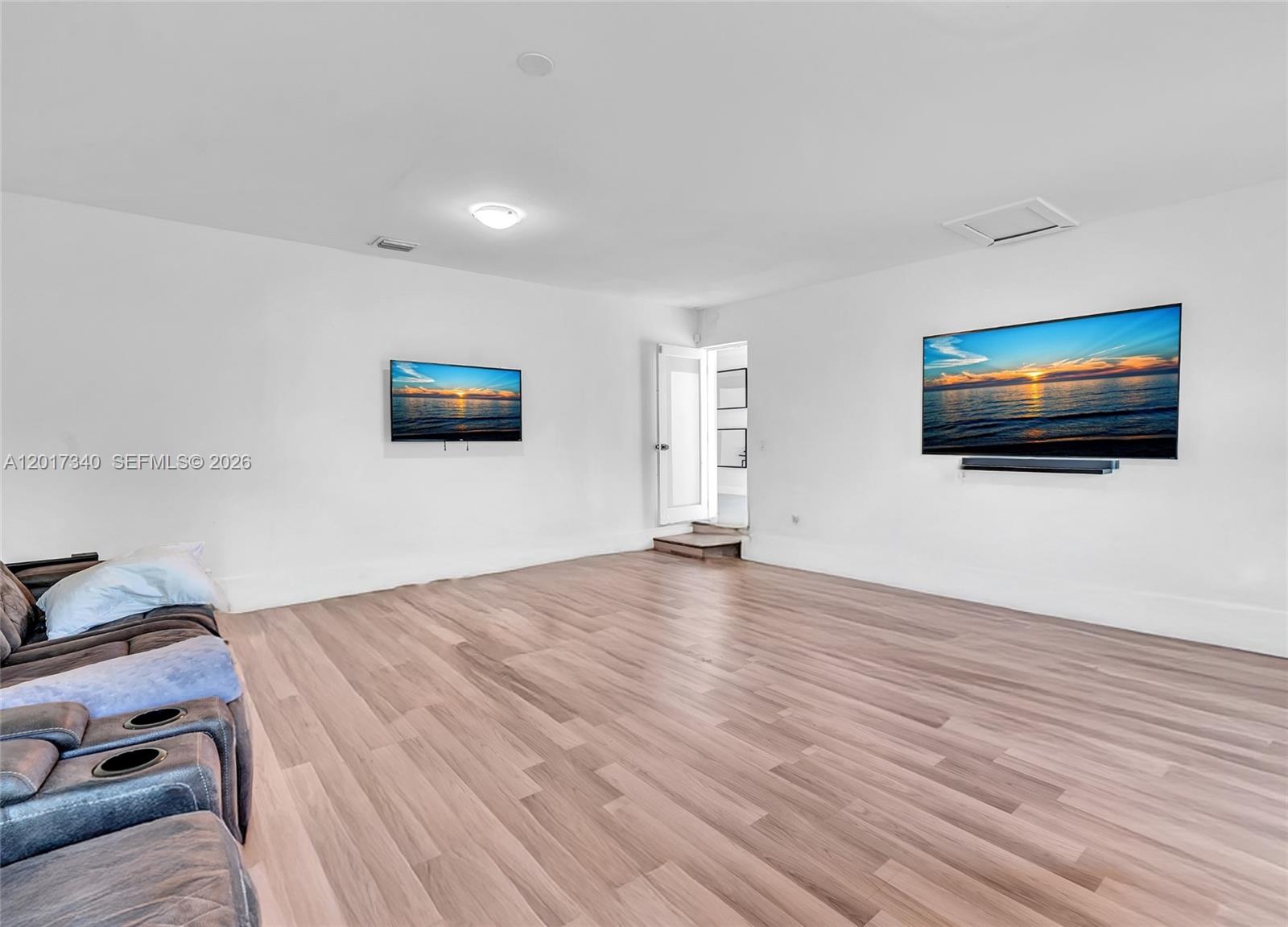 2001 NE 122nd Rd, North Miami FL 33181